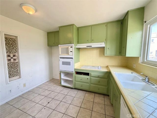 528 Cedar Boulevard 1F, Long Beach, CA 90802