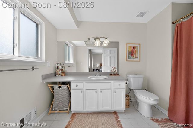 3332 Woodruff Meadows Court, Highland, MI 48357