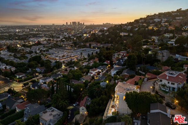 7882 Fareholm Drive, Los Angeles, CA 90046