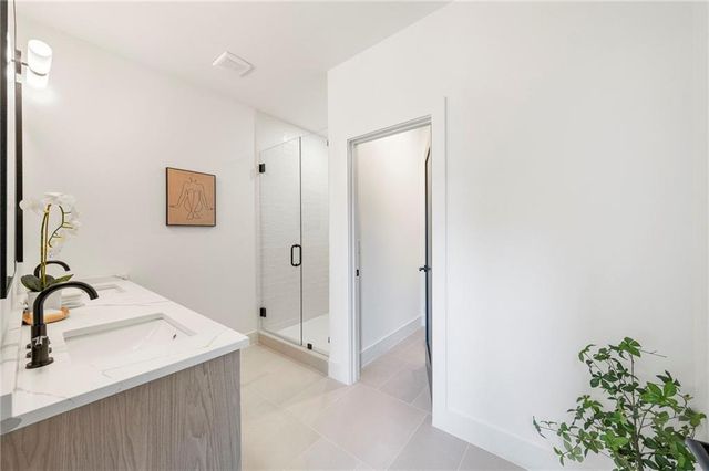 1189 Frederick Walk, Atlanta, GA 30324