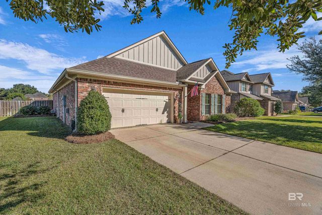 243 Hawthorne Circle, Fairhope, AL 36532