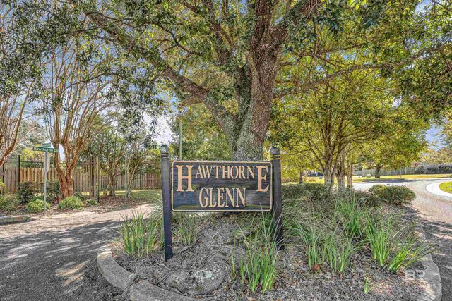 243 Hawthorne Circle, Fairhope, AL 36532