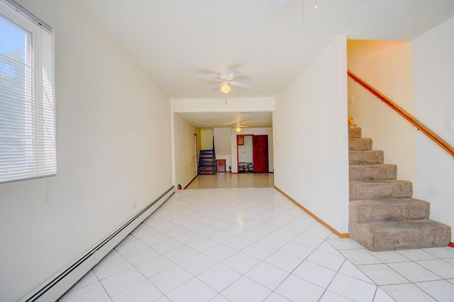 221 64th Street SW, Albuquerque, NM 87121