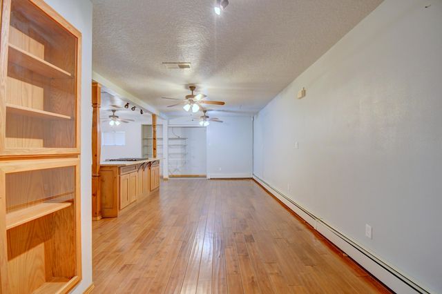 221 64th Street SW, Albuquerque, NM 87121