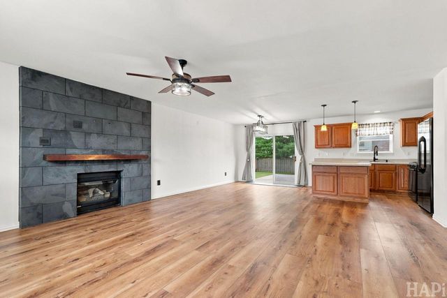 274 Highland AVENUE, Genoa City, WI 53128