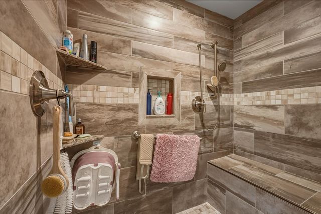 6338 Horseshoe Bar Rd, Loomis, CA 95650