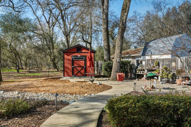 6338 Horseshoe Bar Rd, Loomis, CA 95650