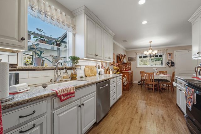 6338 Horseshoe Bar Rd, Loomis, CA 95650