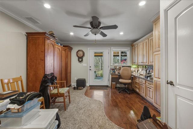 6338 Horseshoe Bar Rd, Loomis, CA 95650