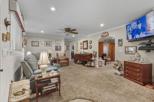 6338 Horseshoe Bar Rd, Loomis, CA 95650