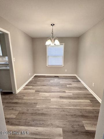 422 Pine Valley Road, Jacksonville, NC 28546