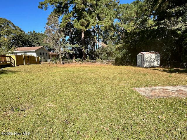 422 Pine Valley Road, Jacksonville, NC 28546