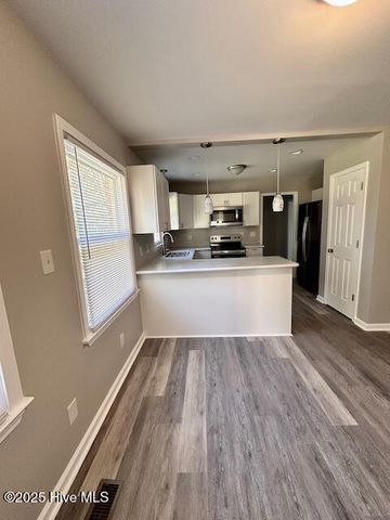 422 Pine Valley Road, Jacksonville, NC 28546