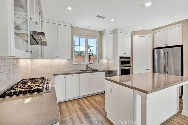 146 Toretta, Irvine, CA 92602