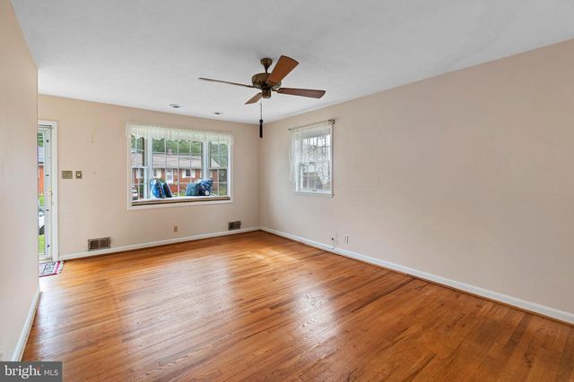 6510 100TH AVE, Lanham, MD 20706