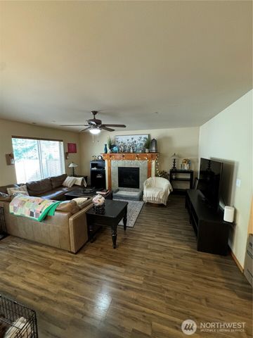 1320 Burnside, Dupont, WA 98327