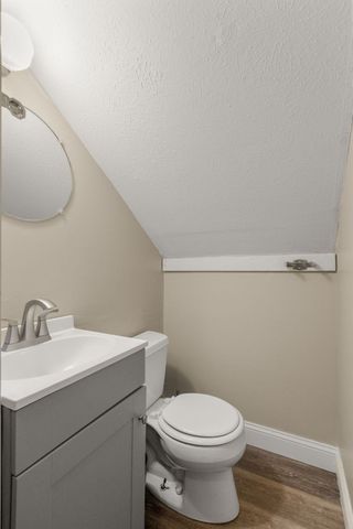 831 Franklin St, Duxbury, MA 02332