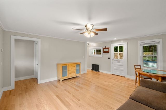 831 Franklin St, Duxbury, MA 02332
