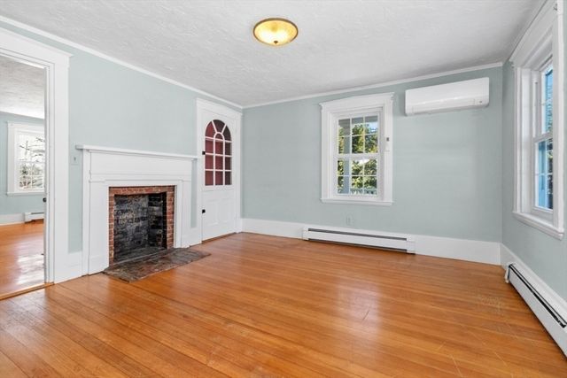 1 Sassamon St, Canton, MA 02021