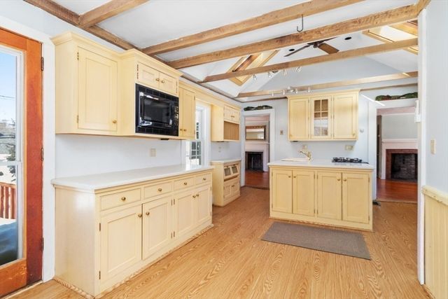 1 Sassamon St, Canton, MA 02021