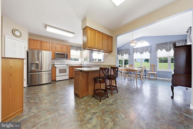 10231 ROYAL SAINT ANDREWS PL, Ijamsville, MD 21754