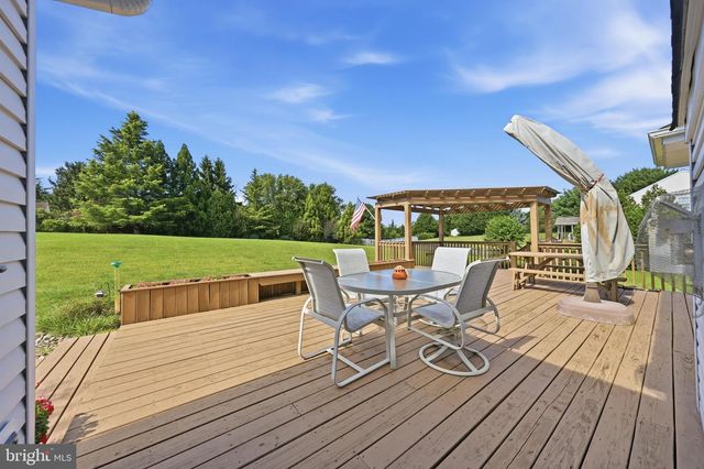 10231 ROYAL SAINT ANDREWS PL, Ijamsville, MD 21754
