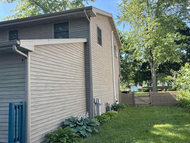 1308 CAROLE LANE, Green Bay, WI 54313