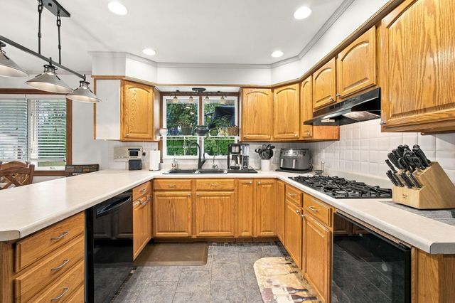 247 Westgate Drive, Valparaiso, IN 46385
