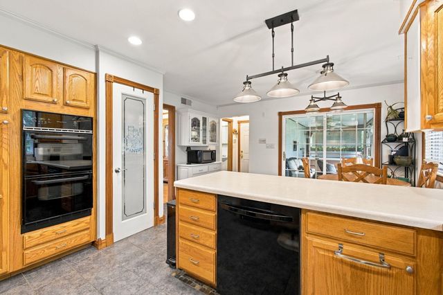 247 Westgate Drive, Valparaiso, IN 46385