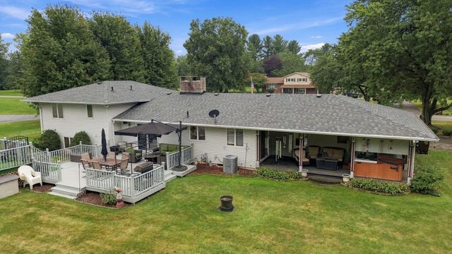 247 Westgate Drive, Valparaiso, IN 46385
