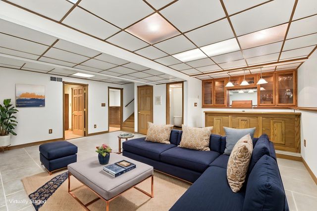 247 Westgate Drive, Valparaiso, IN 46385