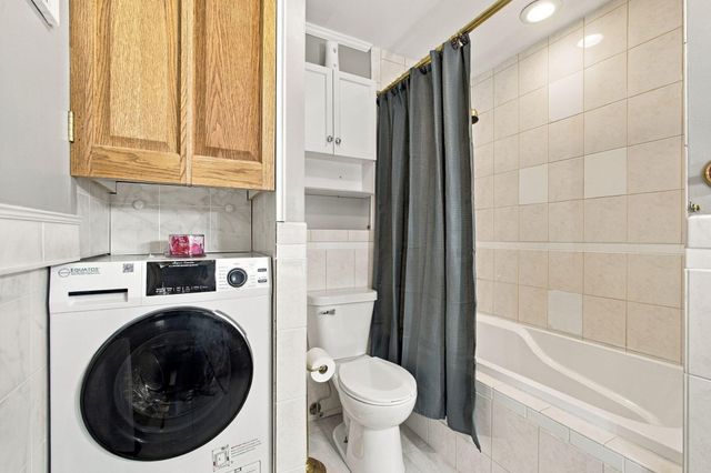 247 Westgate Drive, Valparaiso, IN 46385