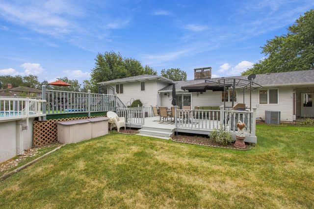 247 Westgate Drive, Valparaiso, IN 46385