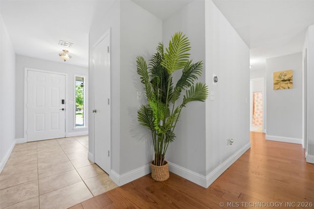 1201 John Road, Ardmore, OK 73401