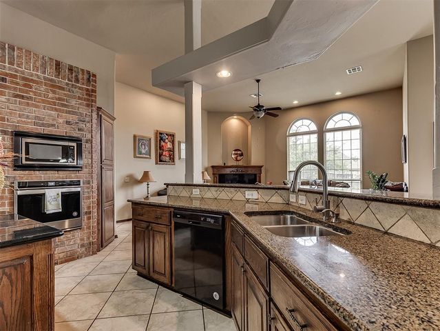 19605 Talavera Lane, Edmond, OK 73012