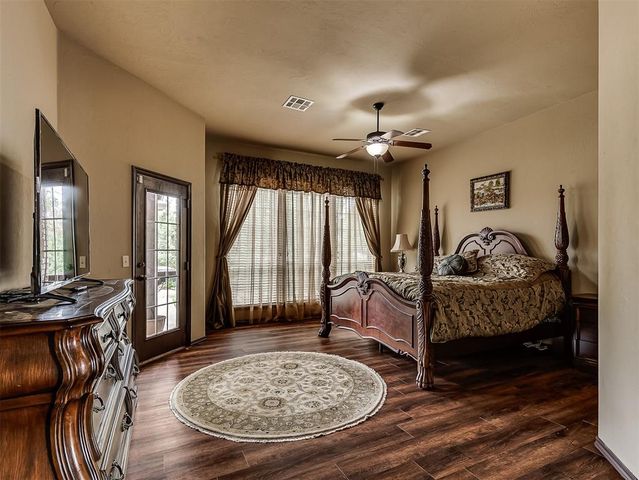 19605 Talavera Lane, Edmond, OK 73012