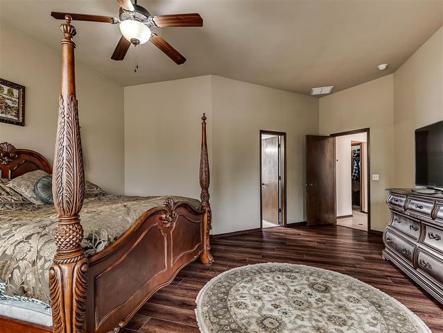 19605 Talavera Lane, Edmond, OK 73012