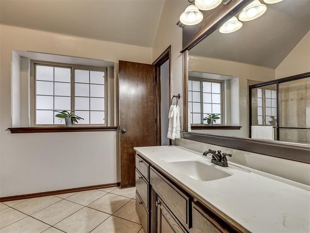 19605 Talavera Lane, Edmond, OK 73012
