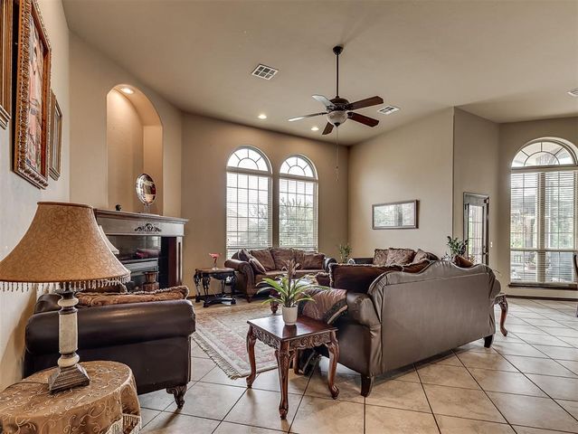 19605 Talavera Lane, Edmond, OK 73012