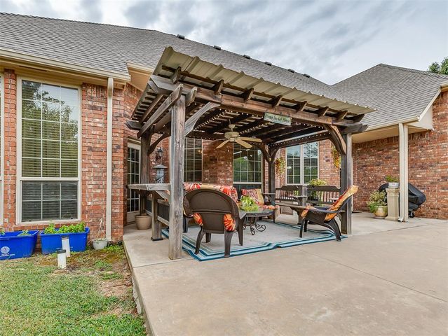 19605 Talavera Lane, Edmond, OK 73012