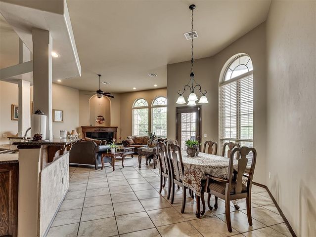 19605 Talavera Lane, Edmond, OK 73012