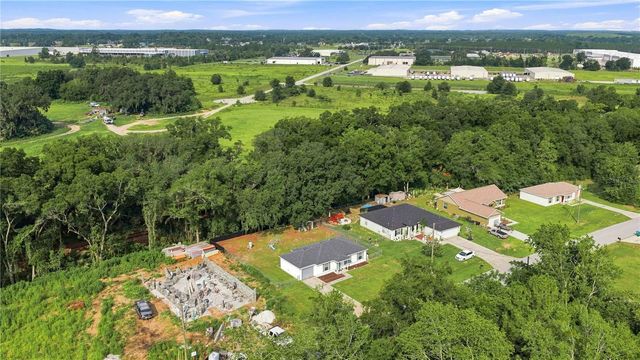 94 WILLOW ROAD, Ocala, FL 34472