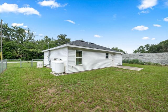 94 WILLOW ROAD, Ocala, FL 34472