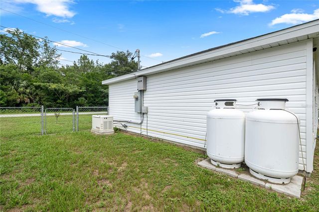 94 WILLOW ROAD, Ocala, FL 34472