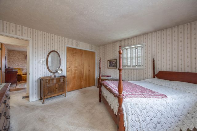 145 Woodmont Drive, Paris, KY 40361