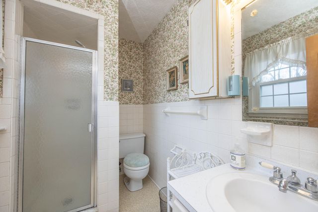 145 Woodmont Drive, Paris, KY 40361