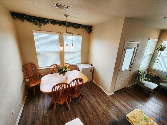 303 Green Valley Drive, Copperas Cove, TX 76522