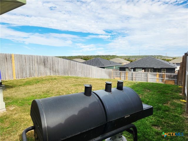 303 Green Valley Drive, Copperas Cove, TX 76522