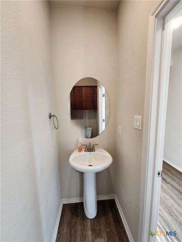 303 Green Valley Drive, Copperas Cove, TX 76522