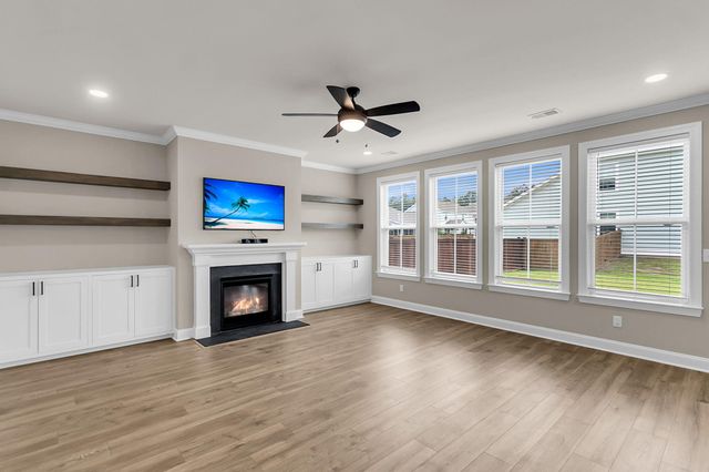 687 Black Pine Road, Moncks Corner, SC 29461